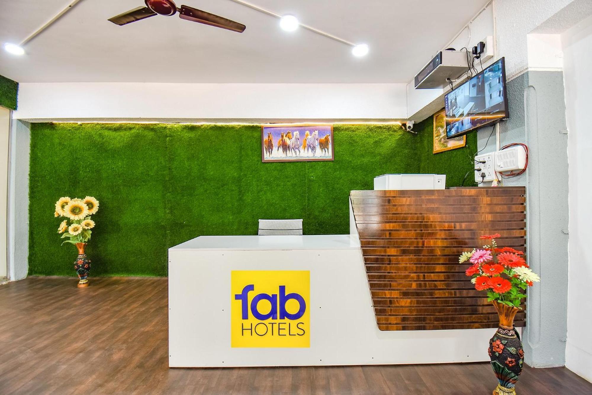 Fabhotel Skylight Studio Rooms - Nr Mcf Camp Pune Exterior foto